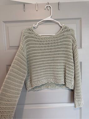 American Eagle Outfitters Open-Knit Cropped Sweater — Light Green and White
